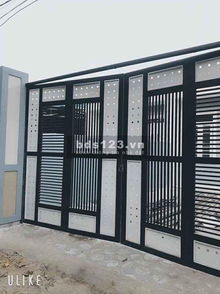Bán nhà 5*28,4 (142m TC) sổ hồng, 2PN,1PK, 1Bếp, 1 chỗ phơi đồ, hẻm 4m, Cách đường DT 824 là 500m, cách đường Tên Lửa 20 phút (20km)