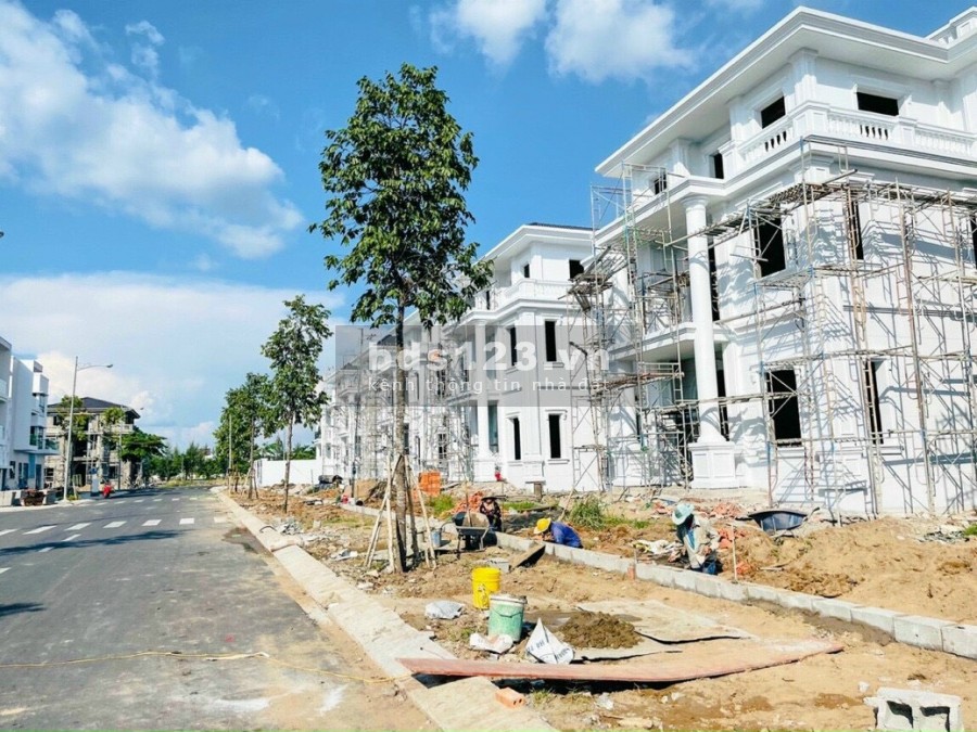 Bán Biệt Thự Đơn Lập Đảo Phú Gia Không Gian Sống Đẳng Cấp, An Ninh và Hiện Đại