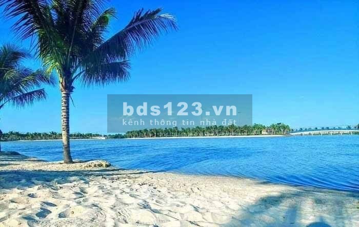 Chính chủ cho thuê căn 1PN + 1, 46m2, nhà trống, tầng thấp, view đẹp, Vinhomes Quận 9. Giá 4.1 triệu/tháng ( cọc 2), LH 0773876648