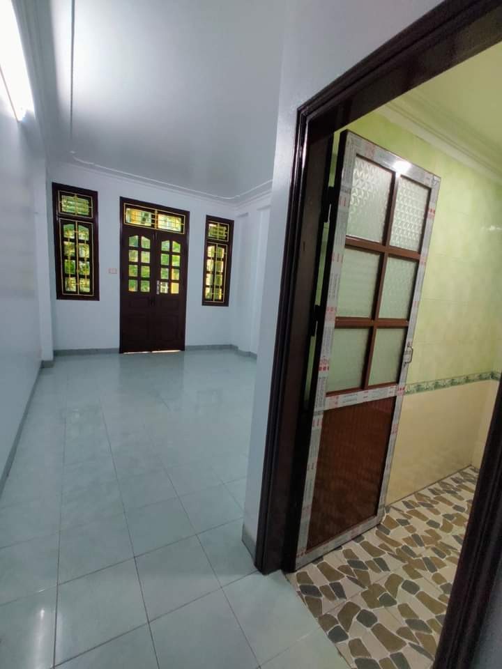 Nguyễn Chính, Tân Mai, giá 5.7 tỷ, nhà mới dt 55m2, 5 tầng, 6 ngủ, 2 mặt thoáng vị trí cực đẹp.