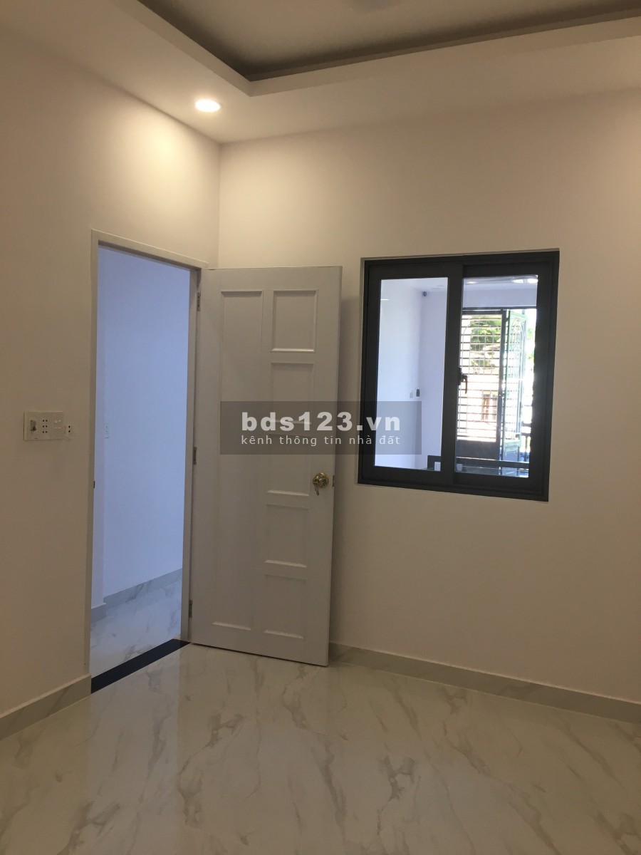 Cho thuê nhà nguyên căn HXT p13 Quận Bình Thạnh, dt 5mx20m