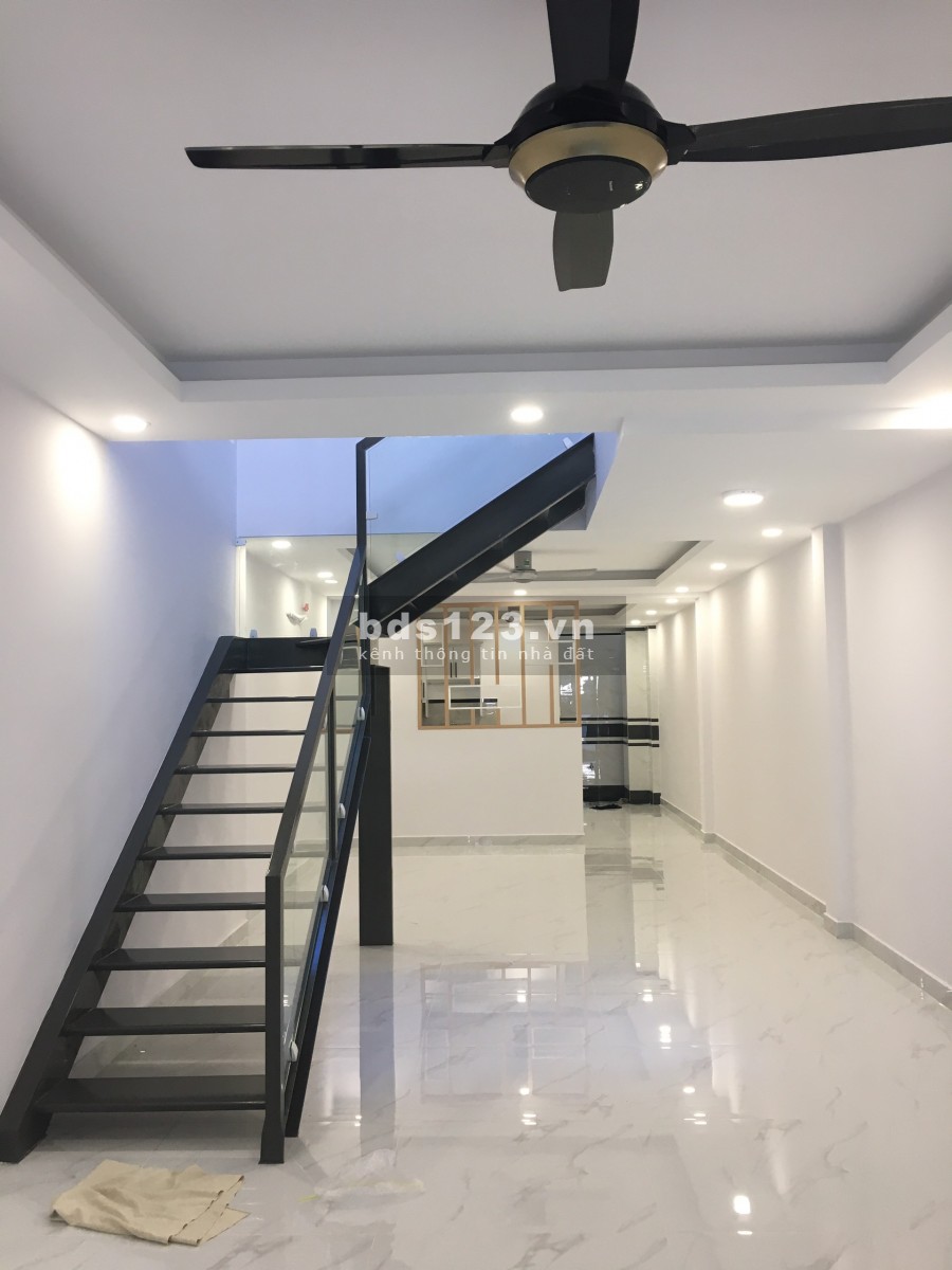 Cho thuê nhà nguyên căn HXT p13 Quận Bình Thạnh, dt 5mx20m