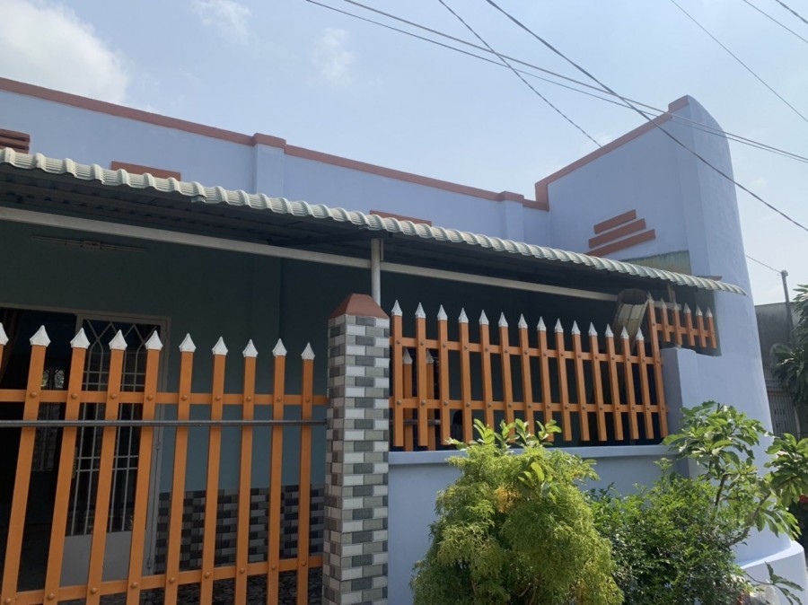 Giảm giá 200 triệu bán nhanh nhà nguyên căn Tân Vạn, dt 93m2, sổ riêng thổ cư giá rẻ