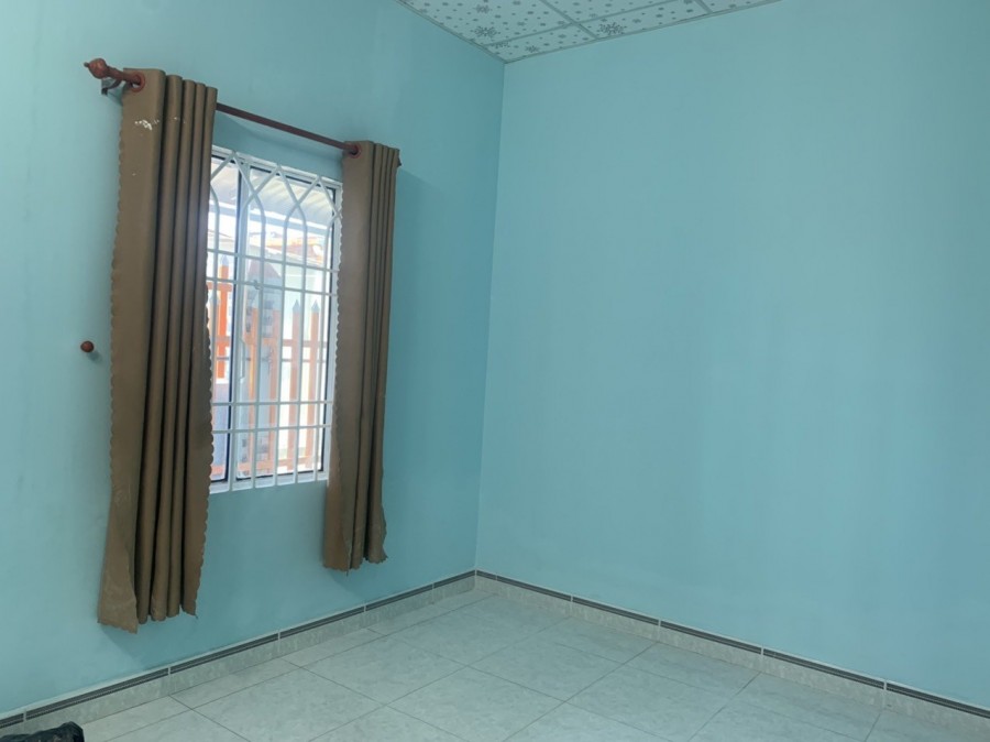 Giảm giá 200 triệu bán nhanh nhà nguyên căn Tân Vạn, dt 93m2, sổ riêng thổ cư giá rẻ
