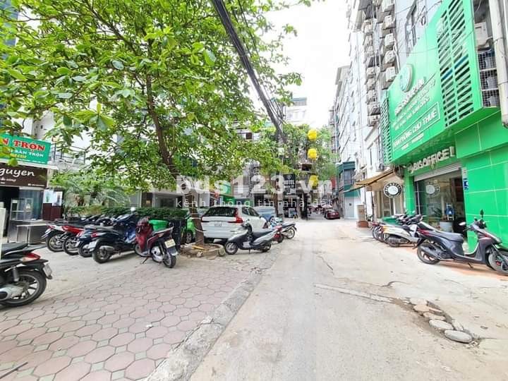 7 Tầng Thang Máy Nhà Phố (Trần Thái Tông) DT 50M, mặt tiền: 4m. Giá bán: 13.8 tỷ