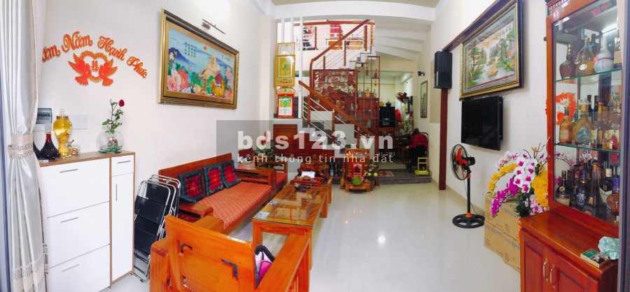 Bán gấp nhà 3 tầng 3 Mê trong kiệt K382 Núi Thành, Hải Châu, ĐN
