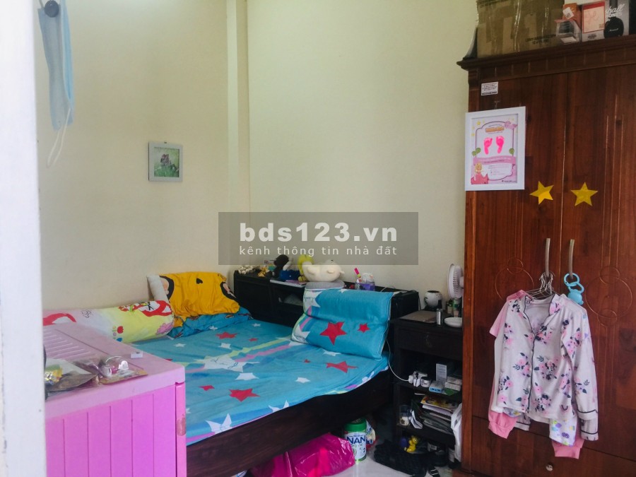 Bán gấp nhà 3 tầng 3 Mê trong kiệt K382 Núi Thành, Hải Châu, ĐN