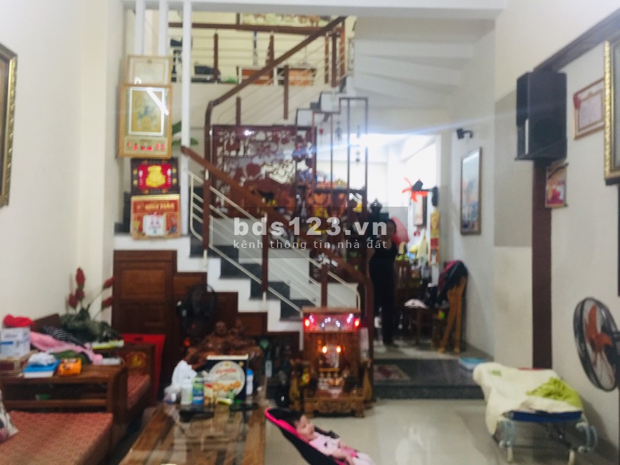 Bán gấp nhà 3 tầng 3 Mê trong kiệt K382 Núi Thành, Hải Châu, ĐN