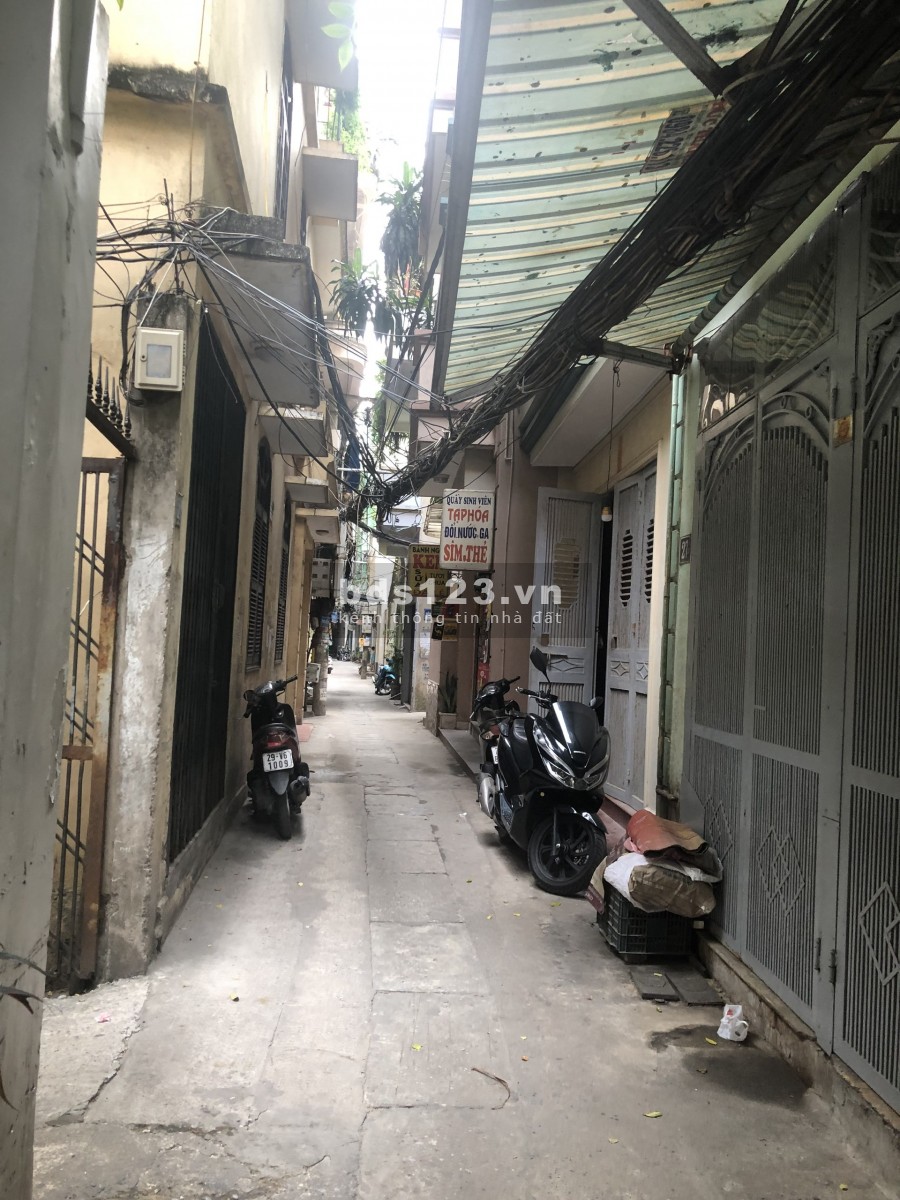 Nhà mới Ngõ 59 Phố Quan Hoa, Cầu Giấy, diện tích 42m2x4 tầng, Giá 5 tỷ hơn