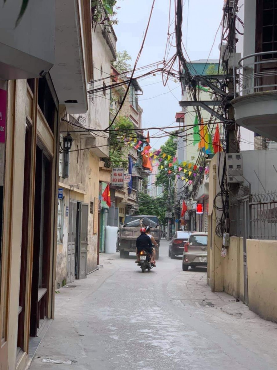 Bán nhà Vương Thừa Vũ, Thanh Xuân, kinh doanh, gara oto 3 thoáng 50m2 x 4 tầng nhỉnh 6 tỷ