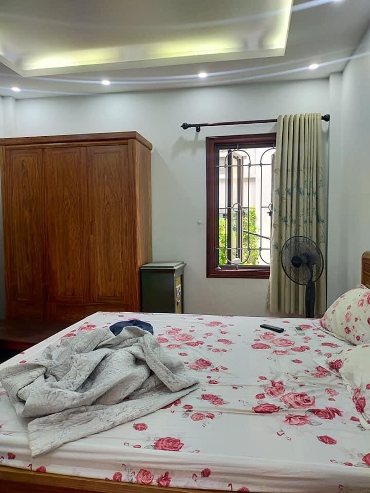 Nhà đẹp dân xây full nội thất 50m ra phố, an sinh đỉnh, Lâm Du, dt 66m2, 3 tầng, mt 7.6m