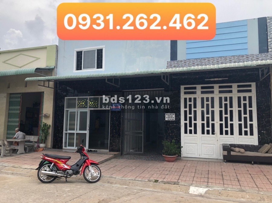 Dịch bệnh làm ăn thua lỗ cần bán gấp dãy trọ 1 trệt 1 lầu, 5 phòng trọ ngay KCN Mp3 dân đông kín