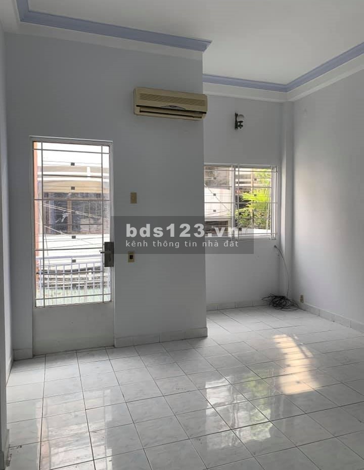 Nhà mặt tiền buôn bán Ni Sư Huỳnh Liên, dt 12m2, Quận Tân Bình chỉ 1 tỷ 95