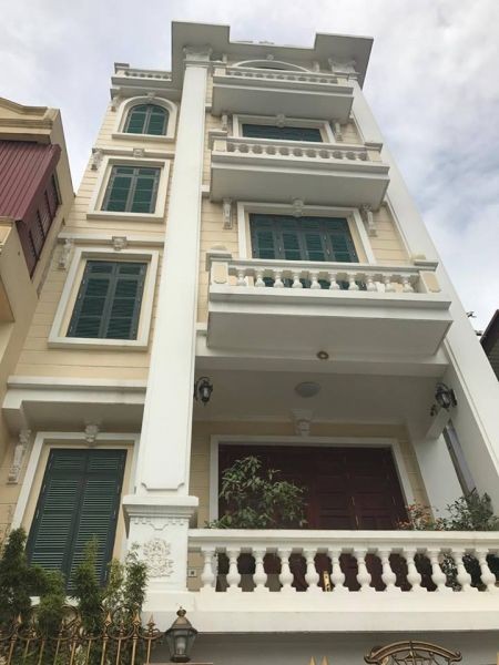 Cần huy động vốn bán gấp nhà Hà Nội 5 tầng mới xây đẹp như kiều