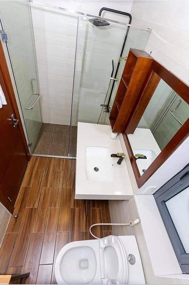 120tr/tháng, Lạc Long Quân, 90m2, 7 tầng, 8 căn hộ, cách nhà ra phố, nhỉnh 19 tỷ. LH 0975823216