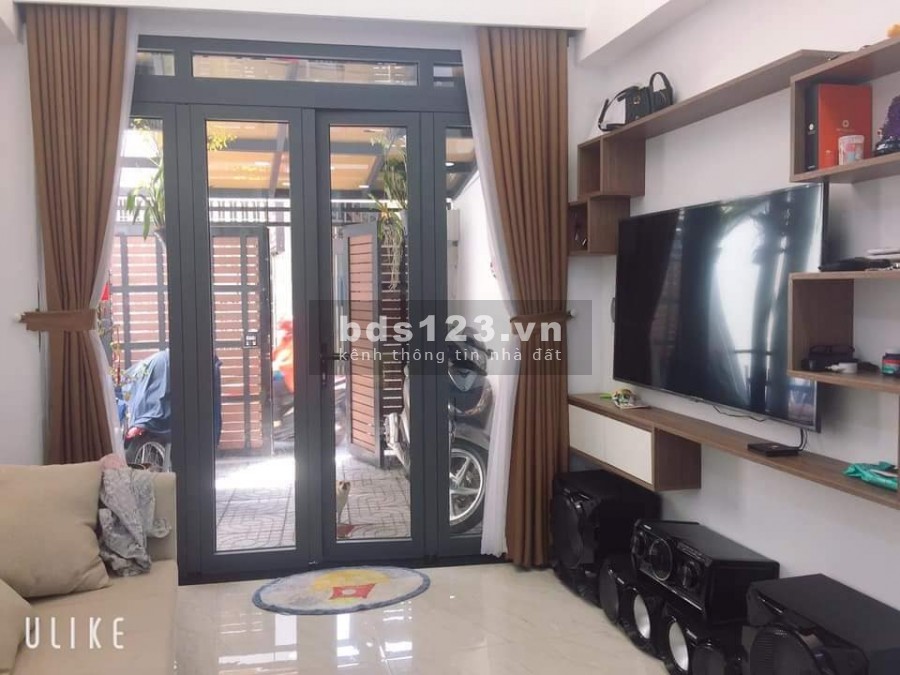 Bán nhà Văn Cao Tân Phú, dt 42m2 (4x12m), 3 tầng, hẻm xe hơi, nhà đẹp, sổ hồng