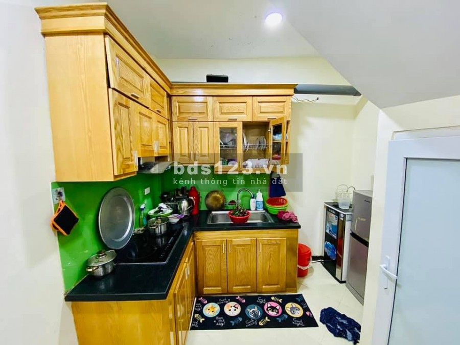 Bán nhà La Khê, Quận Hà Đông, 10 ô tô tránh, tặng toàn bộ nội thất, dt 34m2, 4 tầng, giá 2.5 tỷ