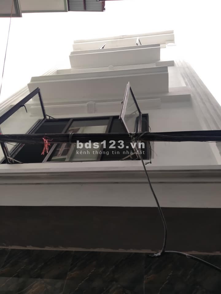 Nhà đẹp mới tinh lung linh, ở ngay chỉ có tại Thanh Oai, dt 35m2, 5 tầng, mt 4.2m, giá 2.3 tỷ
