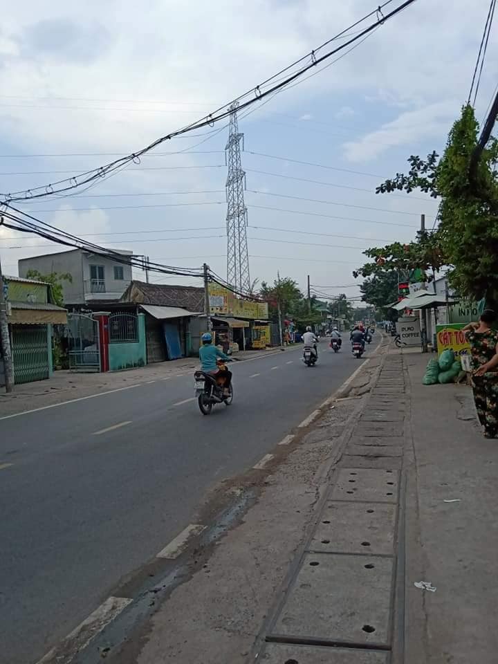 Bán nhà hẻm xe hơi dt khủng 99m, ngang 4m, giá 3.9 tỷ, Tô Ngọc Vân, Quận 12