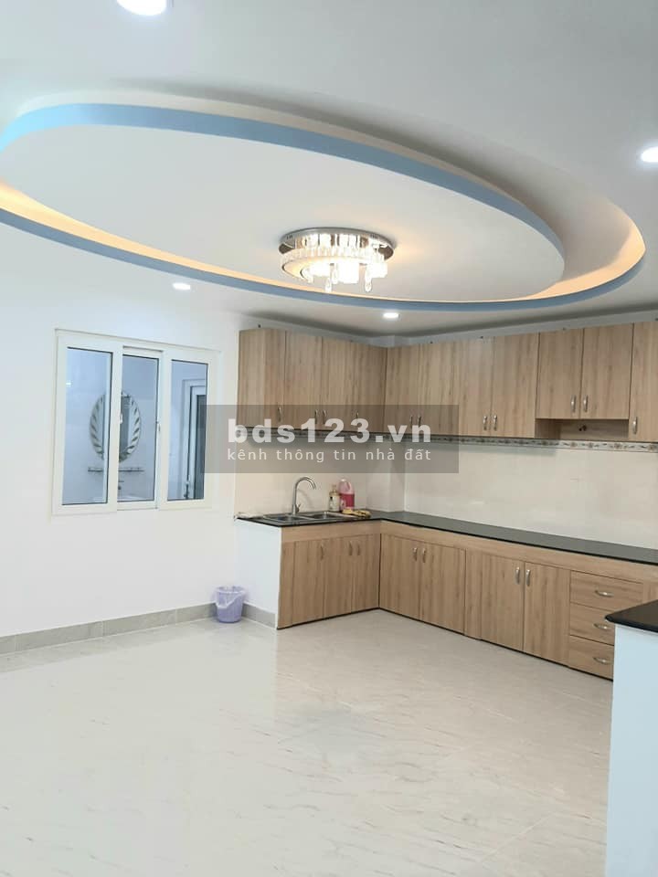 Bán nhà Hẻm 6m Trịnh Đình Trọng, 75m2 ngang 5, 5 tầng, 5PN, giá chỉ 9.3 tỷ, lh 0703161091