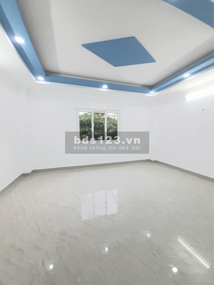 Bán nhà Hẻm 6m Trịnh Đình Trọng, 75m2 ngang 5, 5 tầng, 5PN, giá chỉ 9.3 tỷ, lh 0703161091