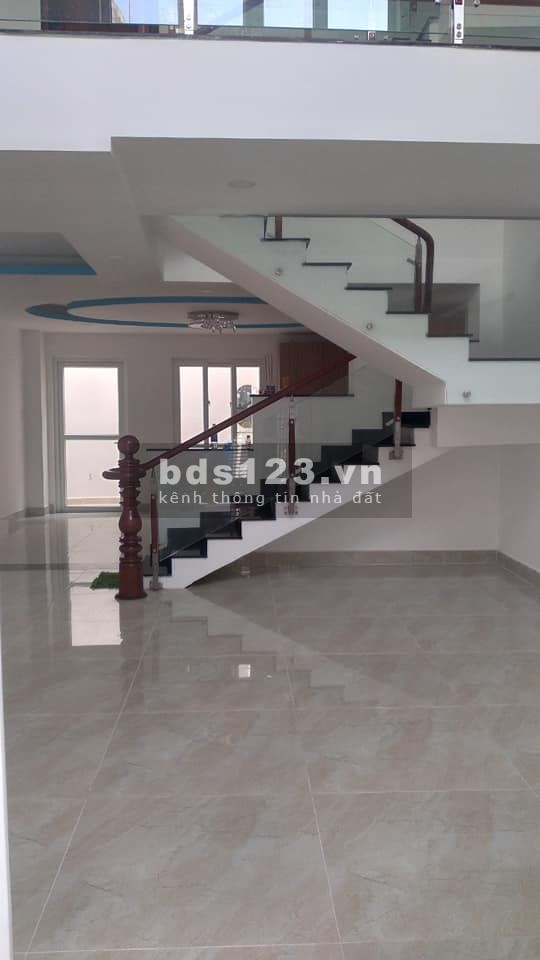 Bán nhà Hẻm 6m Trịnh Đình Trọng, 75m2 ngang 5, 5 tầng, 5PN, giá chỉ 9.3 tỷ, lh 0703161091