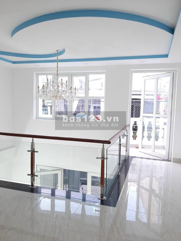 Bán nhà Hẻm 6m Trịnh Đình Trọng, 75m2 ngang 5, 5 tầng, 5PN, giá chỉ 9.3 tỷ, lh 0703161091