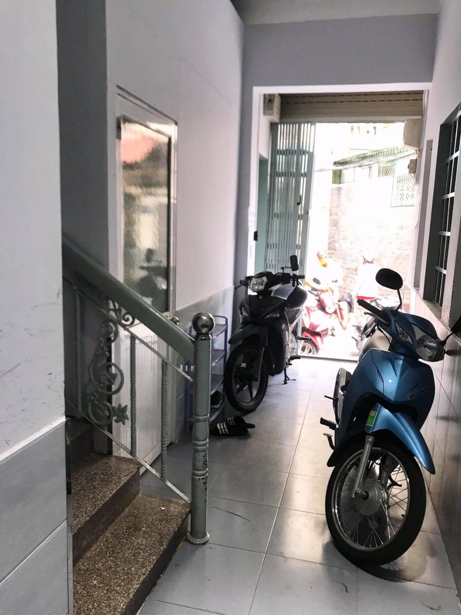 Bán nhà phố Vip Phan Xích Long, 35m2x 4 tầng, MT4.5m, nở hậu, chỉ 5,1 tỷ. LH 037.6966.383