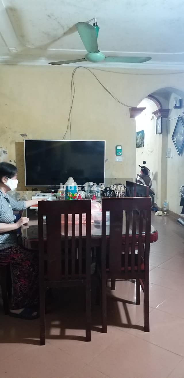 Cần bán nhà phố Vương Thừa Vũ otô đỗ cửa, DT 52m2, giá 6.5…