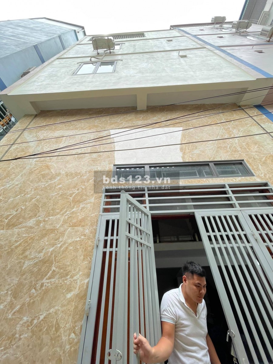 Bán nhà nguyên căn Tân Triều cực phẩm, 5 tầng đúc kiên cố, lh 0904601503
