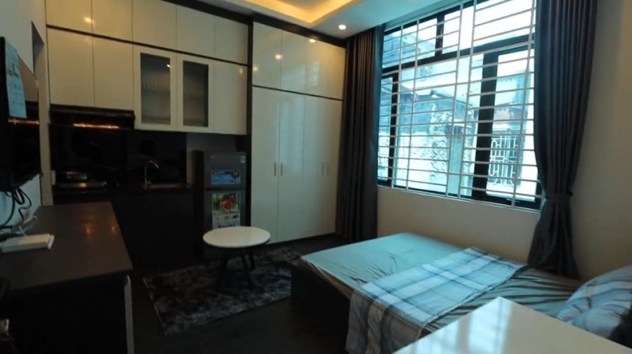 Bán nhà phố Thái Hà, dt 35m2, 4 tầng, đẹp ở ngay, cách phố 20m, giá hơn 3 tỷ, lh 0987565852.