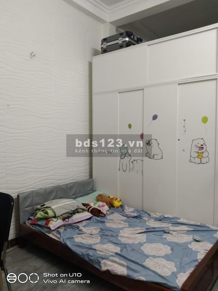 Bán nhà Ngõ Chợ Khâm Thiên 20m 3 tầng Giá 1.6 tỷ nhà đẹp ở ngay, lh 0787052317