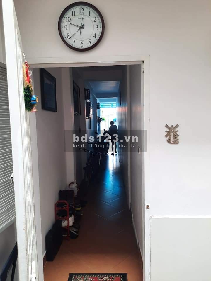 Âu Cơ 60m2x3Tx2.6MT. Ngõ to như phố, ôtô đỗ cửa. Giá 2.5 tỷ.