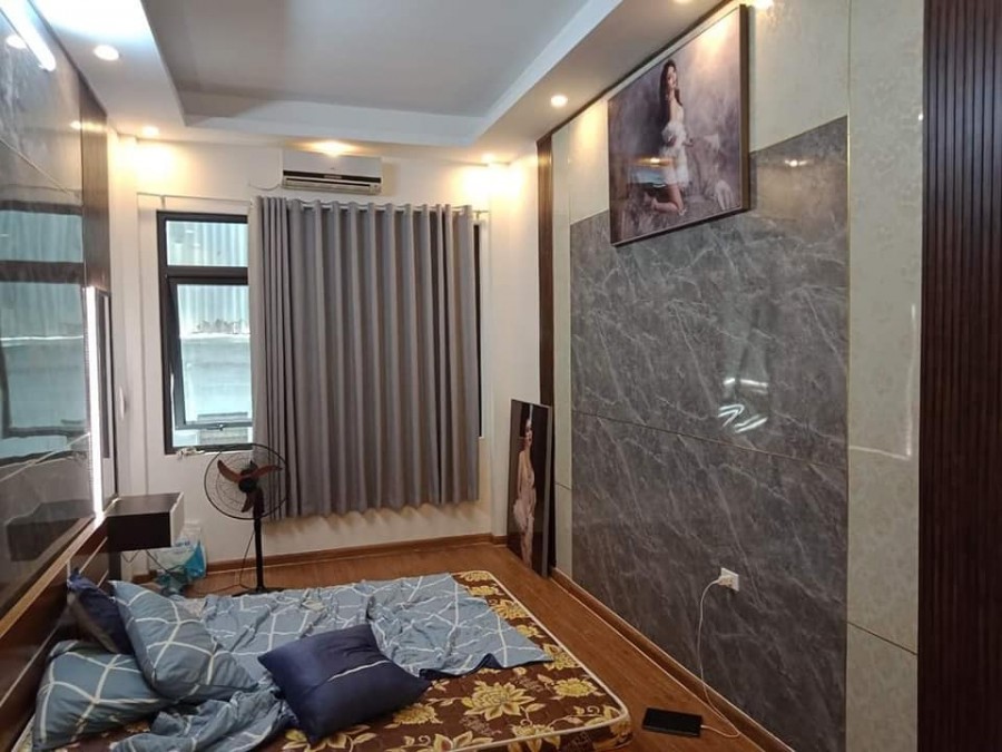 Bán nhà đẹp, hiếm, phố Nguyễn Cao, diện tích 39m2, 4 tầng, giá 4,5 tỷ