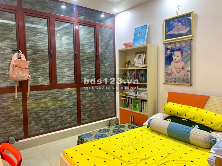 Nhà phố Nguyễn Công Trứ, Kinh doanh cực tốt chỉ 7,7 tỷ Nhà đẹp, mặt phố lớn, kinh doanh tốt