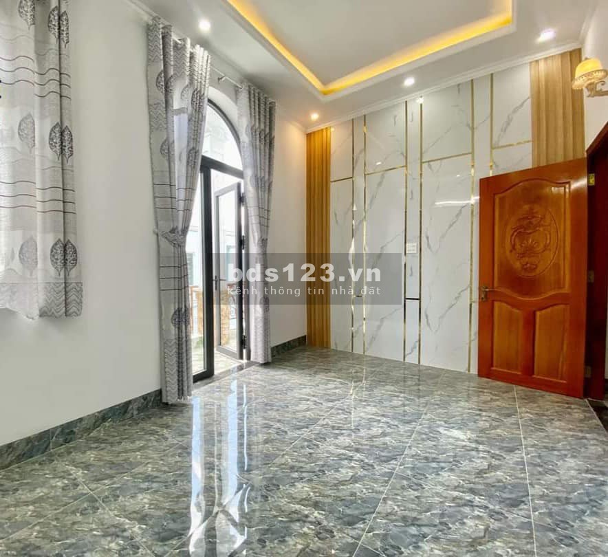 Nhà hẻm 146 Hoàng Quốc Việt thiết kế đẹp mắt thổ cư hoàn công 62m2 giá 2.59 tỷ