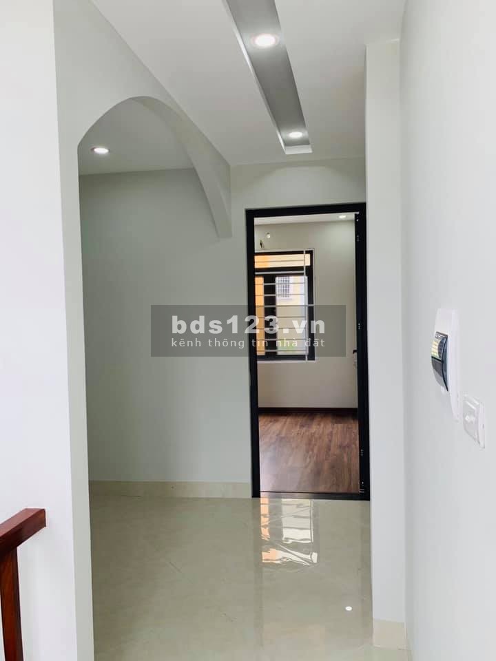 Bán nhà lô góc 2 thoáng Ngõ gần Đường Hoà Bình Yên Nghĩa Hà Đông chỉ 1tỷ75 dt 35m2