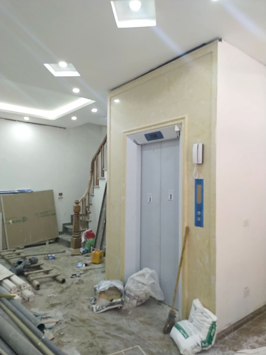 Nhà Đường Bưởi phân lô quân đội, nhà cực đẹp thang máy tốc độ cao, ngõ rộng 7m ở cực thích.