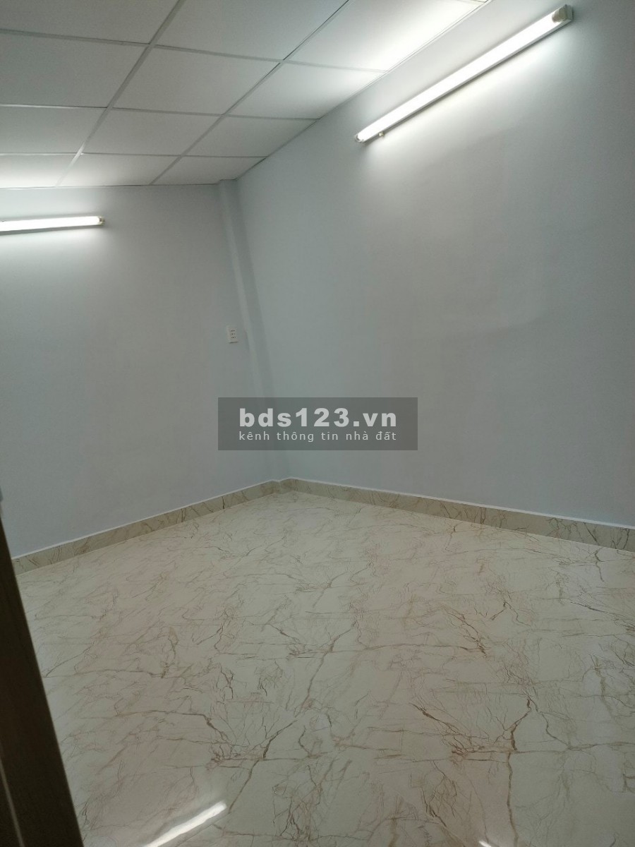 Nhà nhỏ đầy đủ công năng, khách chỉ cần đọn đồ vào ở, pháp lý chuẩn, công chứng trong ngày