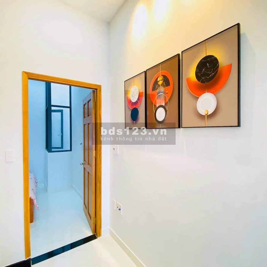 Hẻm xe hơi Nguyễn Văn Khối diện tích 32m2 giá 3.85 tỷ nhiều tiện ích , dân trí cao