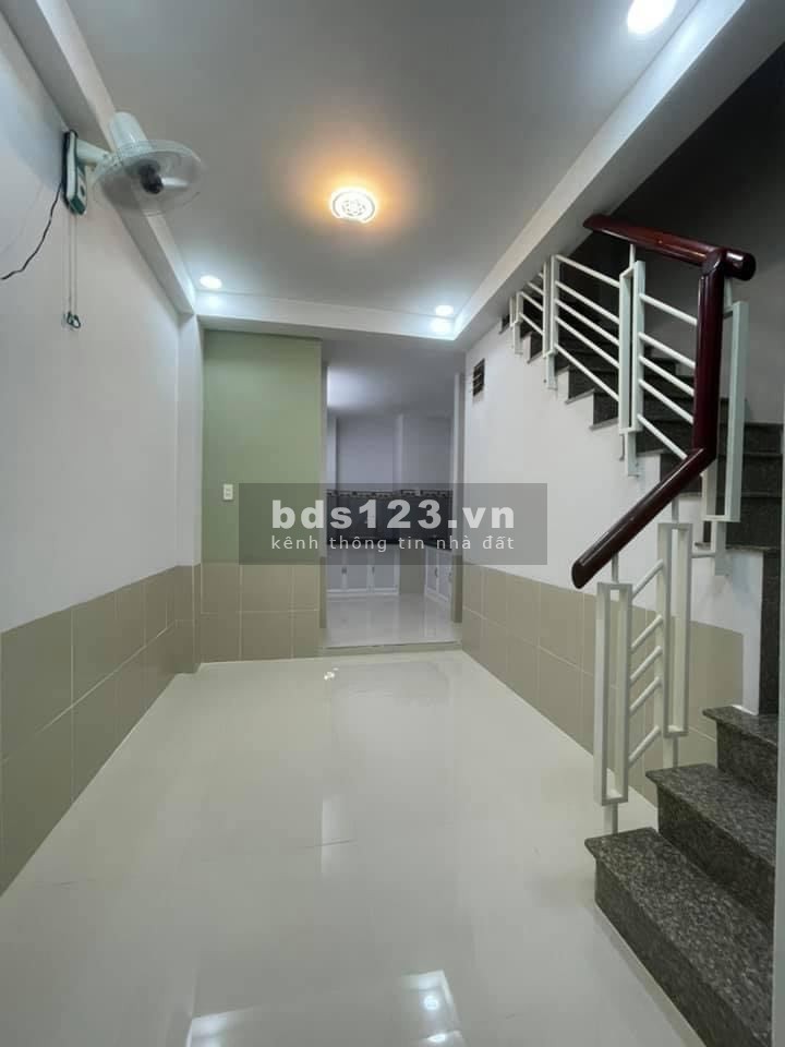 Bán nhà Phú Nhuận, giá 2.7 tỷ, đường Phan Xích Long, phường 1, Quận Phú Nhuận