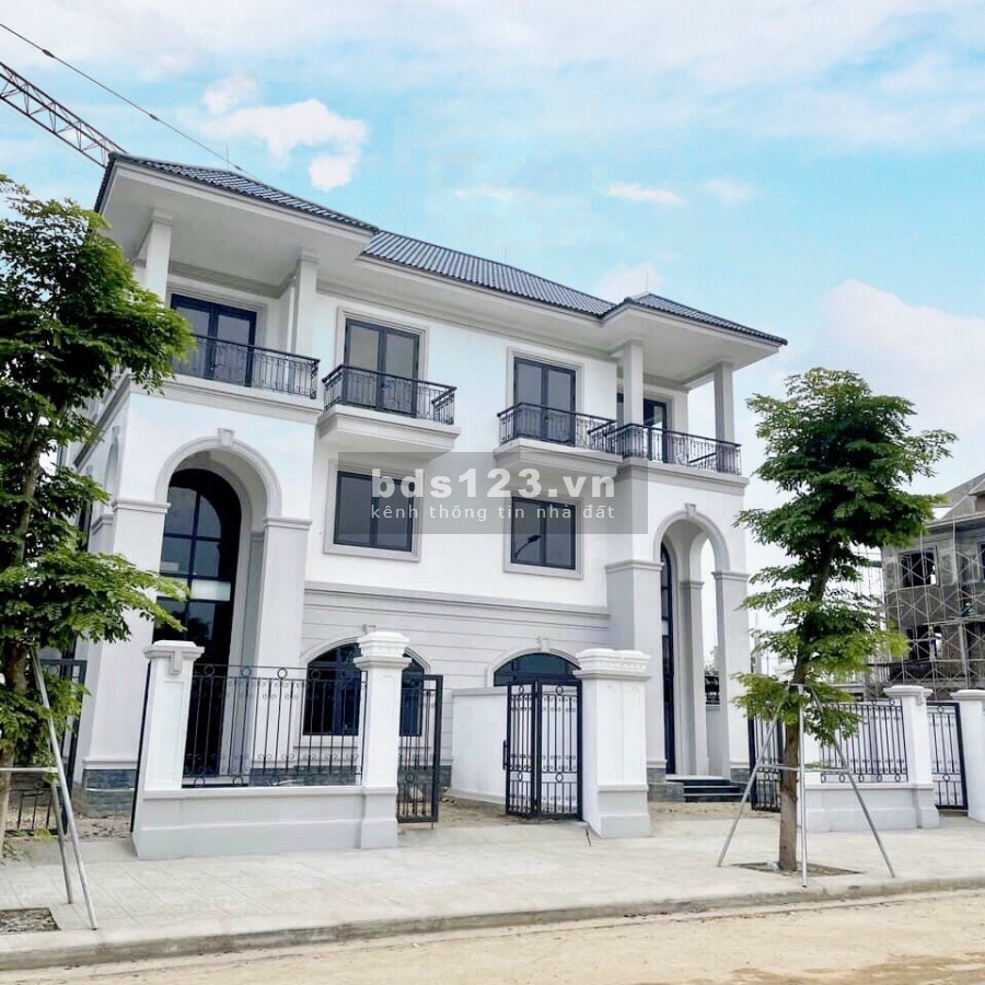 Vinh Heritage nhà phố phong cách Châu Âu, thiết kế tân cổ điển sang trọng
