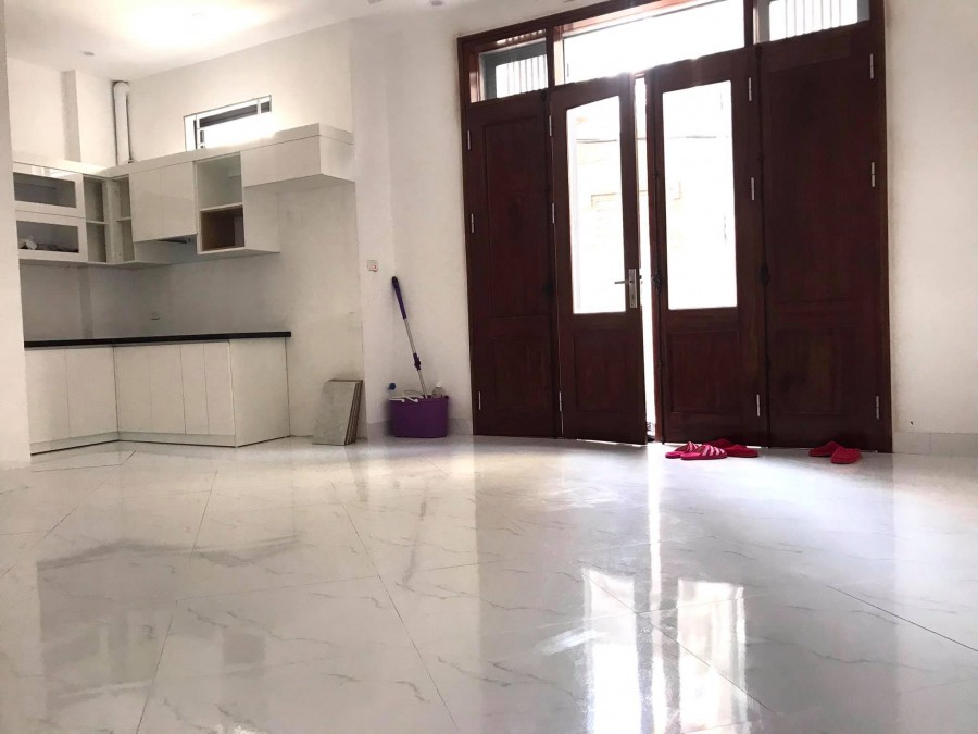Nhà Xuân Đỉnh Bắc Từ Liêm, ngõ thông ô tô tránh, ô tô đỗ cửa, dt 42m2, 4 tầng, mt 6.7m