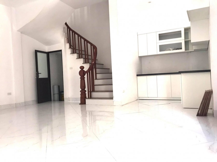 Nhà Xuân Đỉnh Bắc Từ Liêm, ngõ thông ô tô tránh, ô tô đỗ cửa, dt 42m2, 4 tầng, mt 6.7m