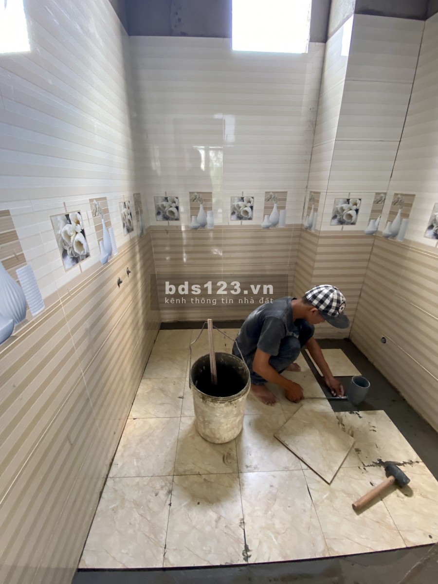 Bán nhà lầu gần chợ Trảng Dài Biên Hoà diện tích 5x12m giá 1tỷ 350
