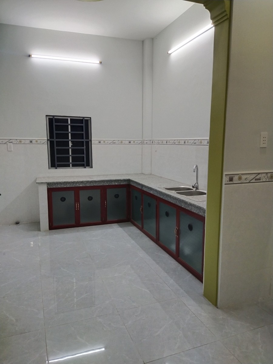 Cần tiền trả ngân hàng bán gấp nhà 63m2 đường Tây Lân, quận Bình Tân