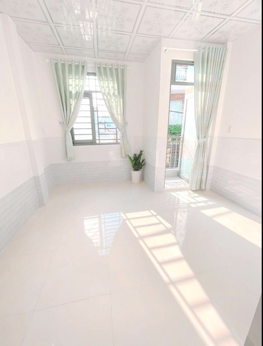 Bán nhà 4*12m, 1 lầu, 3PN, 3WC, hẻm xe hơi đường Phạm Thế Hiển F6 Q8