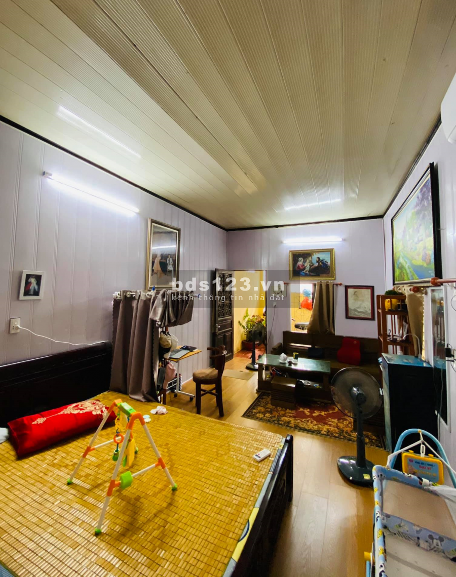 Đất đẹp ô tô vào nhà, lô góc 32 Phố Viên, Bắc Từ Liêm dt 68m2, giá 2.9 tỷ. LH 0941111357