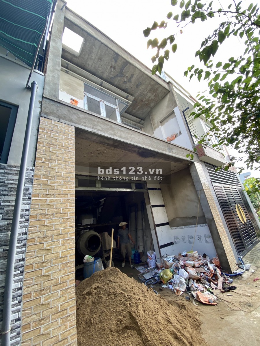 Bán nhà lầu gần chợ Trảng Dài Biên Hoà diện tích 5x12m giá 1tỷ 350