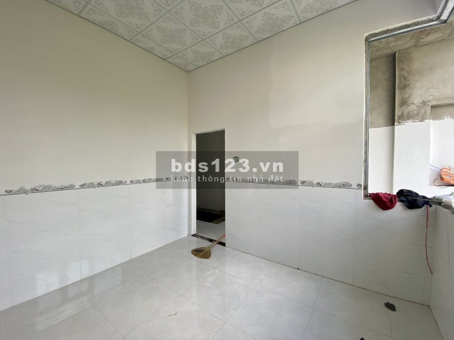 Bán nhà lầu gần chợ Trảng Dài Biên Hoà diện tích 5x12m giá 1tỷ 350
